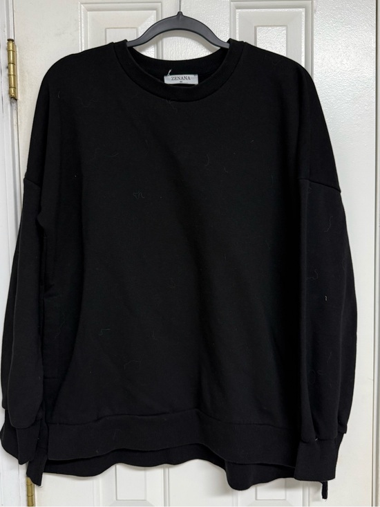Zenana Outfitters Sweaters - Zenana Outfitters Women’s Black Crewneck Sweatshirt